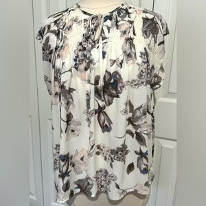 2 for $20 Tops Asher by fab’rik Blouse Grey Light Pink Floral Size Medium NWOT
